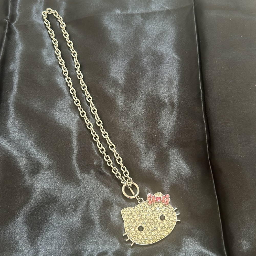 Vintage Hello Kitty Necklace - Picture 3 of 6